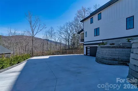 Exterior - 26 Pineview Rd, Fairview, NC 28730 photo 9 of 10
