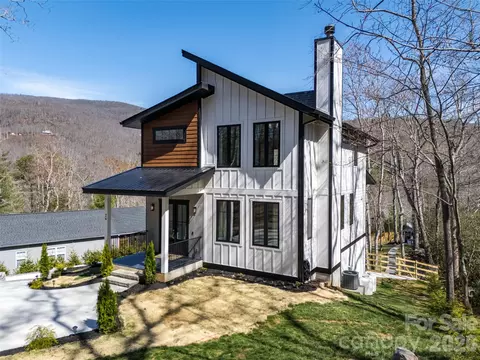 Exterior - 26 Pineview Rd, Fairview, NC 28730 photo 10 of 10