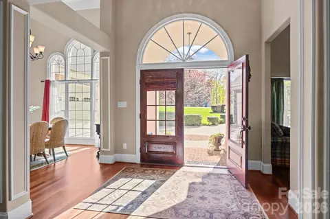 120 Laurel Ridge Dr, Statesville, NC 28677