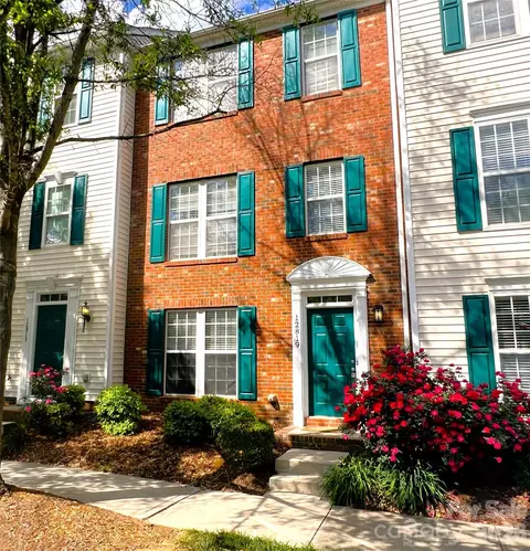12819 Bullock Greenway Blvd, Charlotte, NC 28277