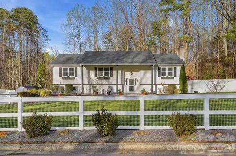 490 Woodend Se Dr SE, Concord, NC 28025