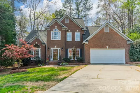 4504 Willow Croft Ct, Charlotte, NC 28226