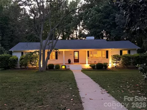 1700 Quail St, Charlotte, NC 28214