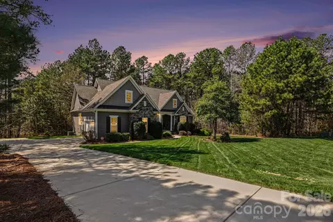 Exterior - 4193 Persimmon Rd, Lancaster, SC 29720 photo 6 of 10