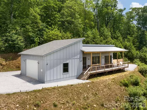 Exterior - 511 Emerald Mine Rd, Spruce Pine, NC 28777 photo 2 of 7