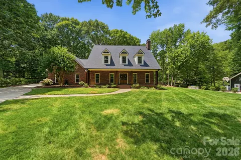 5243 Mintridge Rd, Mint Hill, NC 28227