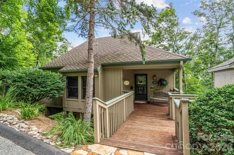 21 Ivy Ridge Rd, Burnsville, NC 28714