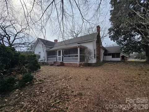 32547 Valley Dr, Albemarle, NC 28001