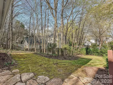 Exterior - 306 Ashby Dr, Davidson, NC 28036 photo 6 of 8