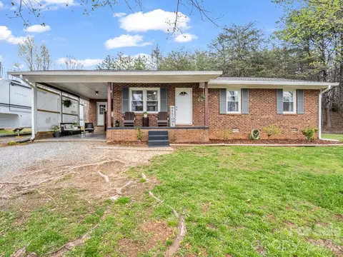 248 Bible School Rd, Lake Lure, NC 28746