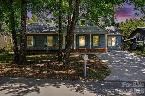 9060 Tulagi Ct, Fort Mill, SC 29708