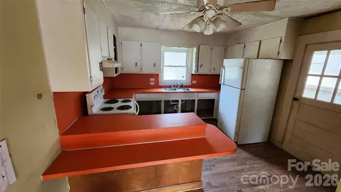 3490 Us 70 E Hwy E, Marion, NC 28752 photo 16