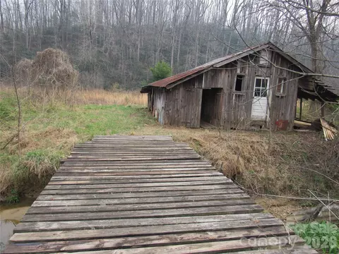 3490 Us 70 E Hwy E, Marion, NC 28752 photo 22