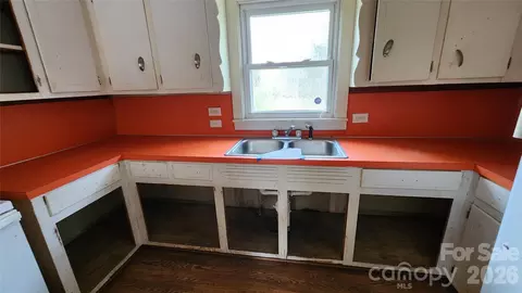 3490 Us 70 E Hwy E, Marion, NC 28752 photo 14