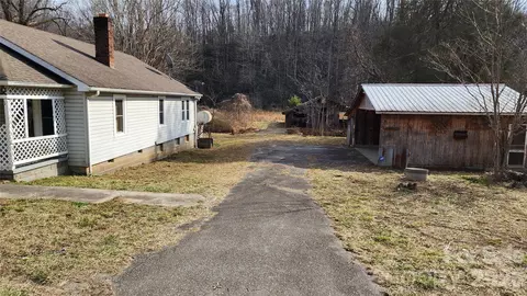 3490 Us 70 E Hwy E, Marion, NC 28752 photo 21