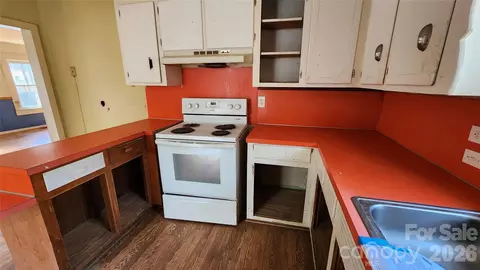 3490 Us 70 E Hwy E, Marion, NC 28752 photo 17