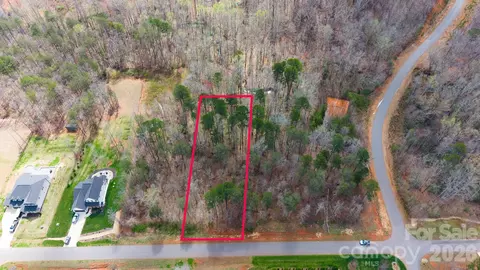 4653 Cayton Dr, Maiden, NC 28650