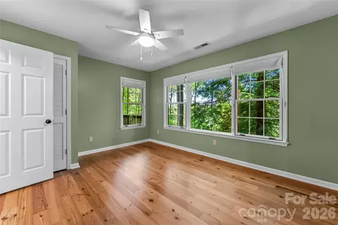 Bedroom - 287 Dvdisdi Ct, Brevard, NC 28712 photo 2 of 3