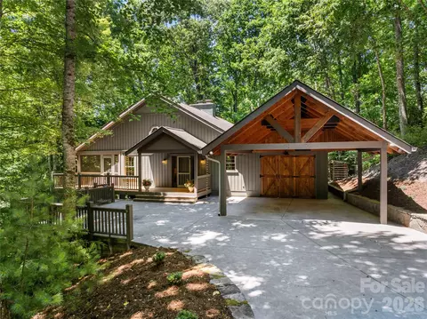 287 Dvdisdi Ct, Brevard, NC 28712