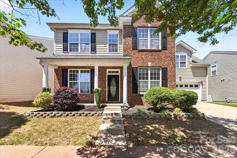 13915 Holly Stream Dr, Huntersville, NC 28078