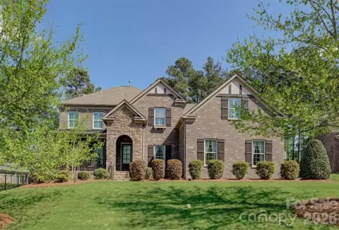 13017 Avila Ct, Charlotte, NC 28278
