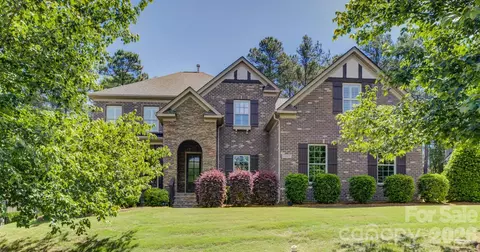 13017 Avila Ct, Charlotte, NC 28278