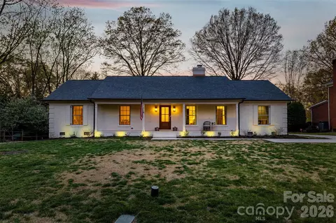 2319 Ainsdale Rd, Charlotte, NC 28226