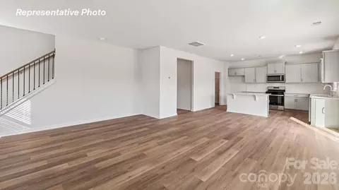 490 Dazzle Loop, Newton, NC 28658 photo 5
