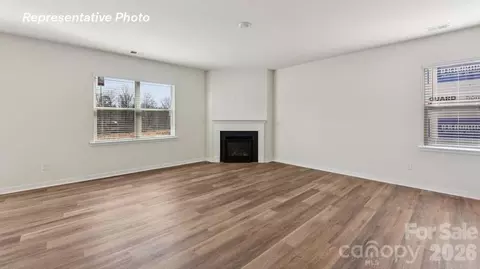 490 Dazzle Loop, Newton, NC 28658 photo 4