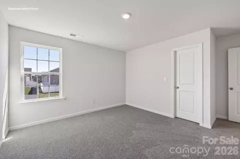 Bedroom - 583 Dazzle Loop, Newton, NC 28658 photo 6 of 8