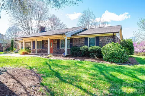 1070 S College Ave, Newton, NC 28658