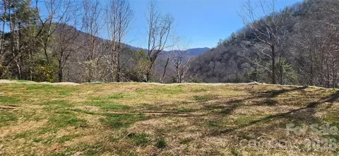 23 Craig Cir, Fairview, NC 28730