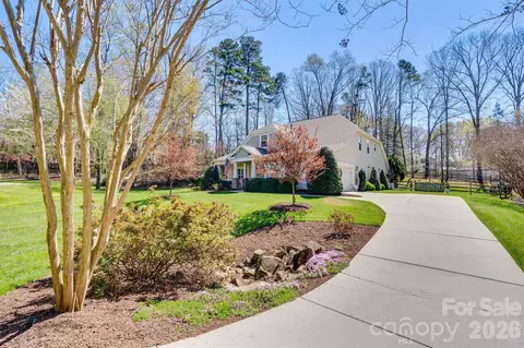8075 Andrew Franklin Dr, Denver, NC 28037