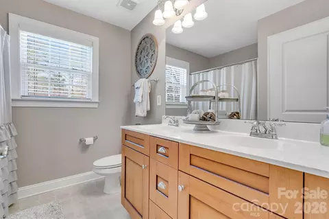 Bath - 8075 Andrew Franklin Dr, Denver, NC 28037 photo 5 of 5