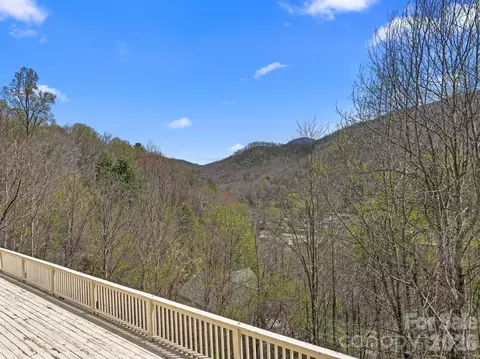 Exterior - 267 Eagles Trce, Canton, NC 28716 photo 4 of 6