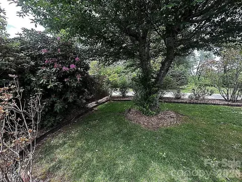Exterior - 34 Sunset Dr, Brevard, NC 28712 photo 11 of 12