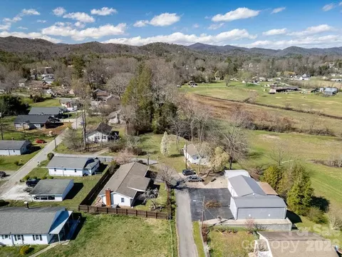 View/Area - 34 Sunset Dr, Brevard, NC 28712 photo 3 of 4