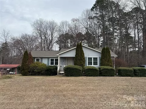 5044 Country Oaks Dr, Rock Hill, SC 29732