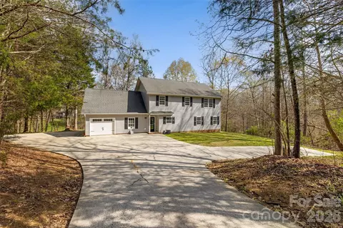 5980 Quarter Mile Rd, Clover, SC 29710