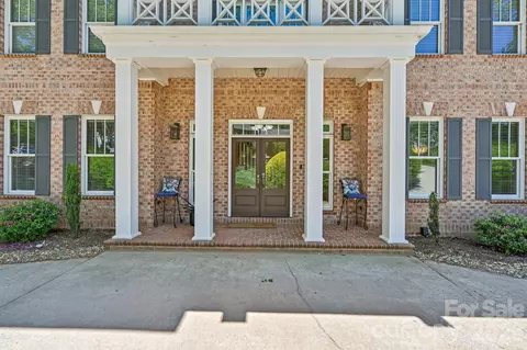 209 37th Avenue Nw Pl NW, Hickory, NC 28601