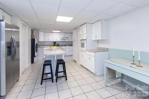 Kitchen - 143 Devonwood Dr, Marion, NC 28752 photo 3 of 3