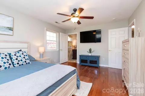 Bedroom - 143 Devonwood Dr, Marion, NC 28752 photo 1 of 4