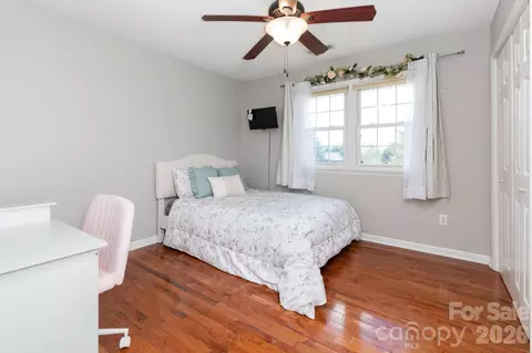 Bedroom - 143 Devonwood Dr, Marion, NC 28752 photo 2 of 4