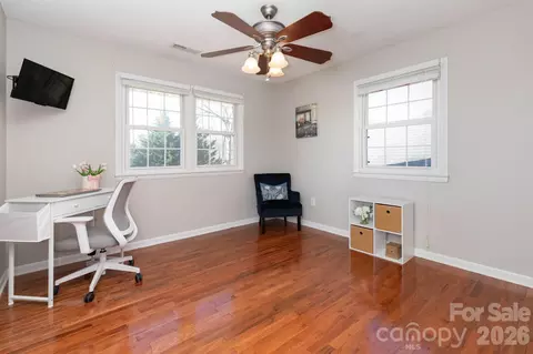 Bedroom - 143 Devonwood Dr, Marion, NC 28752 photo 3 of 4