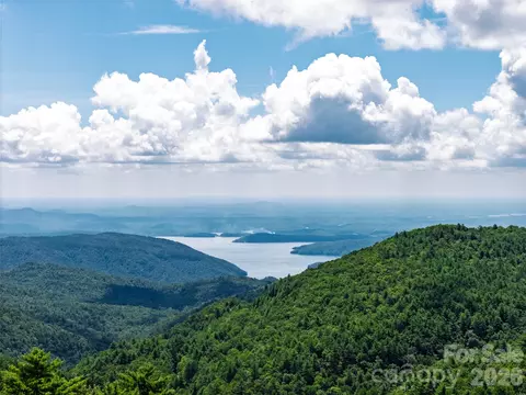 315 Jocassee Trl, Sapphire, NC 28774