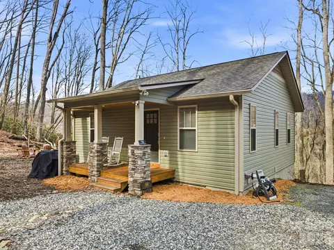 98 Harmony Hill Ln, Mars Hill, NC 28754