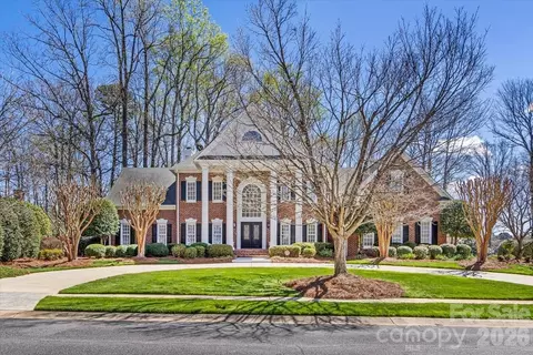 6241 Glynmoor Lakes Dr, Charlotte, NC 28277