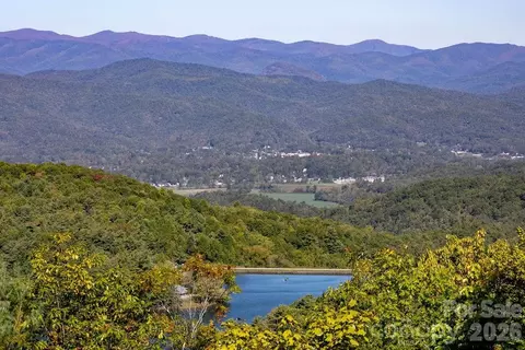 Rock Face L299 Road #L299, Brevard, NC 28712