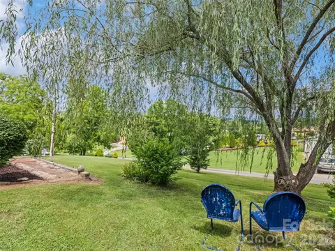 32 Perseverance Dr, Canton, NC 28716 photo 4