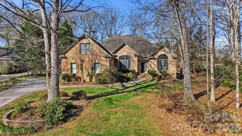 3101 Three Wood Dr, Denver, NC 28037
